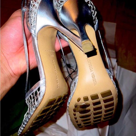 Women’s size 10.5 . Great performance heels for brunch and nightlife affairs - Picture 5 of 6